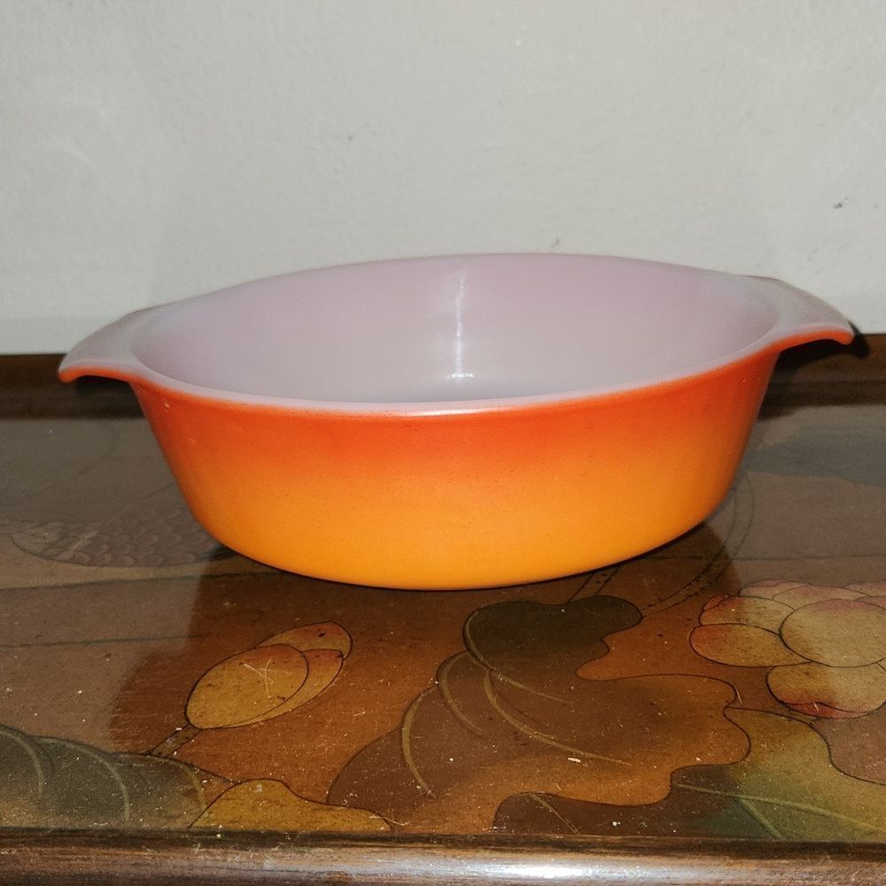 Anchor Hocking Fire King 1 1/2 QT Casserole Dish